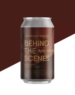 Cerveja artesanal com maçã e canela