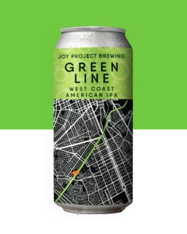 GREEN LINE - IPA - AMERICAN 🔍 ESPECIFICAÇÃO DA CERVEJA: 🍺 ESTILO: WC AMERICAN IPA 🧪 TEOR ALCOÓLICO: 7% ABV 🍃 AMARGOR: 60 IBU 🥬 LÚPULOS: Mosaic, El Dorado 🌾 PERFIL: Cítrico, Tropical, Resinoso, Floral 🛤️ Green Line, nossa flagship IPA, é uma Béra que carrega em si a essência de Curitiba. Inspirada na Linha Verde, que atravessa 22 bairros da nossa cidade e onde estamos localizados, é como um passeio pelos parques e bares da nossa capital ecológica. Os lúpulos Mosaic e El Dorado se unem para entregar o frescor das frutas cítricas, o sabor da pera madura e até um quê de melancia. Cada gole é um rolê aleatório de notas frutadas e tropicais. Sinta a energia curitibana e não fique de Dolangue, piá, isso sim é um tesão de Béra.