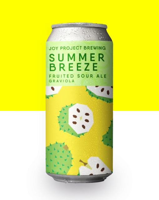 Summer Breeze – Sour – Fruited "Summer Breeze é uma Fruited Sour com graviola que vai te fazer sentir a brisa do verão a cada gole. Refrescante e equilibrada, sua tropicalidade combina a acidez certa com a doçura natural da graviola, proporcionando uma experiência única e revigorante. Com uma pegada láctea que lembra um creme de graviola, é como se o verão estivesse engarrafado, pronto para você saborear." Especificações da Cerveja: Tipo: Sour – Fruited Teor Alcoólico: 5,5% ABV Amargor: 3 IBU Frutas: Graviola