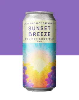 SUNSET BREEZE - FRUITED SOUR Sunset Breeze é uma Berliner Weisse com acidez equilibrada e o sabor marcante da uva, resultando em uma cerveja refrescante e de cor roxa intensa. Perfeita para acompanhar o fim de tarde, como um pôr do sol em forma líquida.. Especificações da Cerveja: Tipo: Fruited Sour Teor Alcoólico: 6.8% ABV Amargor: 0 IBU Perfil: Acidez Lática, Uva