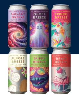 Monte o Seu 6-Pack SOUR - Cervejas Ácidas e Frutadas Experimente o "Monte o Seu 6-Pack SOUR" da Joy Project Brewing e crie seu próprio pack com cervejas sour exclusivas. Escolha entre uma variedade de cervejas ácidas, todas feitas com frutas sazonais e ingredientes frescos, para uma experiência refrescante e única. Se você é um amante de cervejas sour, nosso serviço de montagem permite que você selecione 6 latas das suas favoritas e receba diretamente em casa. Cada cerveja é cuidadosamente elaborada, destacando sabores intensos e inovadores, perfeitos para quem busca novos sabores e experiências. Monte seu conjunto personalizado com cervejas frutadas e azedas, explorando rótulos que variam de acordo com a estação. Cada escolha representa uma oportunidade de descobrir novos favoritos e saborear as combinações mais frescas do nosso catálogo. Selecione 6 latas sour para avançar ao carrinho e desfrute de uma jornada de sabores sazonais e vibrantes, ideal para apreciadores de cervejas ácidas.