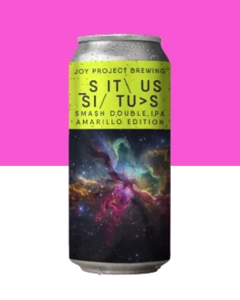 S.I.T.U.S - AMARILLO EDITION - DOUBLE IPA Descrição Geral Simplicity Is The Ultimate Sophistication. Dando sequência ao nosso projeto de sMaSh Double IPA, chegou a vez de outro queridíssimo nosso: AMARILLO. Envolto em um base de Maris Otter Extra Pale, é o casamento perfeito! Como forma de trazer complexidade em algo simples, usamos diversas técnicas durante a brassagem e também durante a lupulagem/dry hopping Especificações da Cerveja Tipo: Double IPA Teor Alcoólico: 8.0% ABV Amargor: 35 IBU Perfil: resinosa, dank, grapefruit  