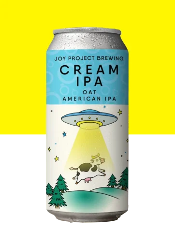 CREAM IPA 2025 -  OAT AMERICAN IPA nossa primeira criação, agora na sua edição 2025. Lançada apenas uma vez por ano para celebrar o aniversário da Joy, esta Oat Cream IPA traz uma textura incrivelmente macia, resultado da adição generosa de aveia. O combo de lúpulos entrega camadas intensas de frutas amarelas maduras e cítricas, criando um equilíbrio perfeito entre cremosidade e frescor. Uma tradição que renasce a cada ano, sempre única, sempre especial. Especificações da Cerveja: Tipo: OAT AMERICAN IPA Teor Alcoólico: 6.2% ABV Amargor: 50 IBU Lúpulos: Mosaic, Amarillo
