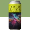 S.I.T.U.S – CENTENNIAL EDITION – DOUBLE IPA - 🔍 ESPECIFICAÇÃO DA CERVEJA: - 🍺 ESTILO: Double IPA - 🧪 TEOR ALCOÓLICO: 8.0% ABV - 🍃 AMARGOR: 70 IBU - 🌾 PERFIL: Floral, cítrico, resinoso, grapefruit, herbal, equilibrado - 🌱 LÚPULO: CENTENNIAL 🍁 Simplicity Is The Ultimate Sophistication. Dando sequência ao nosso projeto de Smash Double IPA, chegou a vez de outro clássico indispensável: CENTENNIAL. Envolto em uma base de Maris Otter Extra Pale, e o casamento perfeito! Como forma de trazer complexidade em algo simples, usamos diversas técnicas durante a brassagem e também durante a lupulagem/dry hopping.