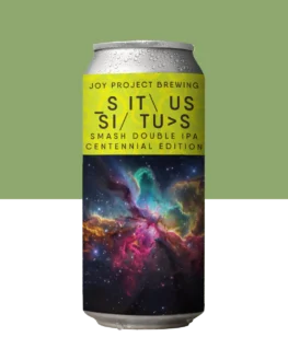 S.I.T.U.S – CENTENNIAL EDITION – DOUBLE IPA - 🔍 ESPECIFICAÇÃO DA CERVEJA: - 🍺 ESTILO: Double IPA - 🧪 TEOR ALCOÓLICO: 8.0% ABV - 🍃 AMARGOR: 70 IBU - 🌾 PERFIL: Floral, cítrico, resinoso, grapefruit, herbal, equilibrado - 🌱 LÚPULO: CENTENNIAL 🍁 Simplicity Is The Ultimate Sophistication. Dando sequência ao nosso projeto de Smash Double IPA, chegou a vez de outro clássico indispensável: CENTENNIAL. Envolto em uma base de Maris Otter Extra Pale, e o casamento perfeito! Como forma de trazer complexidade em algo simples, usamos diversas técnicas durante a brassagem e também durante a lupulagem/dry hopping.
