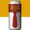🔍 ESPECIFICAÇÃO DA CERVEJA: - 🍺 ESTILO: Double Juicy IPA - 🧪 TEOR ALCOÓLICO: 8,7% ABV - 🍃 AMARGOR: 40 IBU - 🌱 LÚPULOS: Nelson Sauvin - 🌾 PERFIL: Turva, suculenta, vinhoso, aveludado 👔 Turva, intensa e de textura macia, essa cerveja se impõe desde o primeiro gole. Camadas de frutas brancas e uva verde aparecem com um caráter vinhoso marcante, enquanto o corpo aveludado sustenta tudo com autoridade. É uma cerveja que chega mandando, segura o controle do começo ao fim e não deixa dúvida sobre quem dita o ritmo no copo.