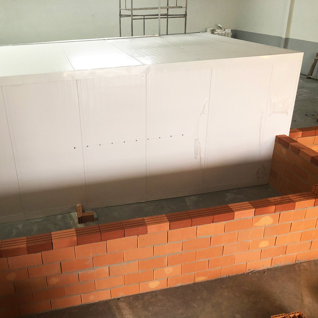 Assim como nossas cervejas, nosso espaço foi feito à mão! 💪 Veja co... - Imagem 5 • Joy Project Brewing Curitiba