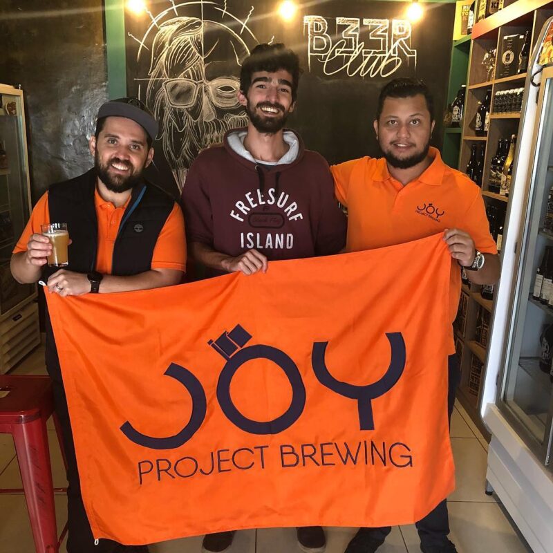 b33rclub o role continua #segueorole #joyproject #joyprojectbrewing... • Joy Project Brewing Curitiba