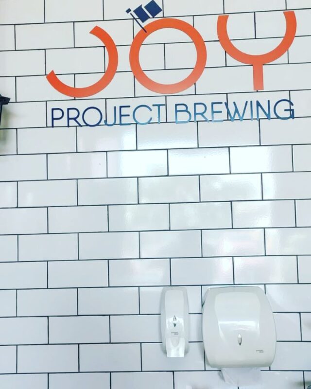 descubra Bom domingo a todos • Vídeo Reels Joy Project Brewing Curitiba
