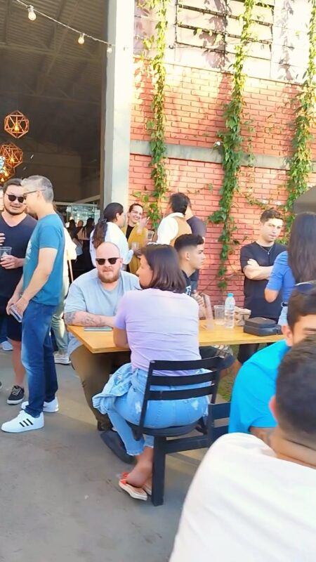 Dia 20 de maio você tem um encontro marcado com as nossas cervejas ... • Vídeo Reels Joy Project Brewing Curitiba