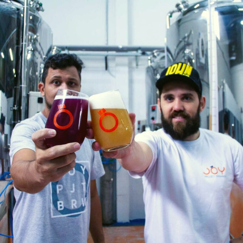 Diego e Everton - nossos Joys Boys - vieram aqui para garantir que ... • Joy Project Brewing Curitiba