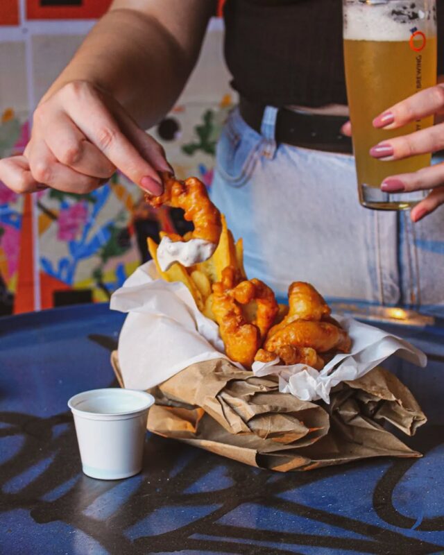 Mar calmo não faz bom marujo e nós fazemos um ótimo Fish And Chips - Imagem 1 • Joy Project Brewing Curitiba