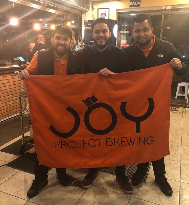 mercado.da.cerveja is on. Próxima parada @godsavethebeer_ segue a c... • Joy Project Brewing Curitiba
