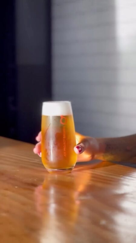 Tá planejando o seu aniversário? Faz no @joytaproom • Vídeo Reels Joy Project Brewing Curitiba
