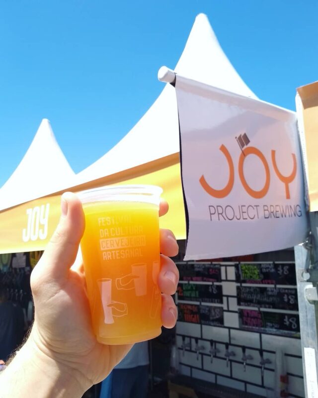 Tá rolando o FCCA 2020! Venha aproveitar esse dia lindo aqui na pra... • Joy Project Brewing Curitiba